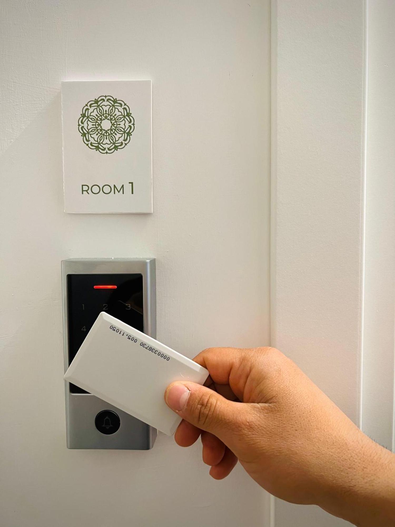 Hotel Badri Bari Zewnętrze zdjęcie